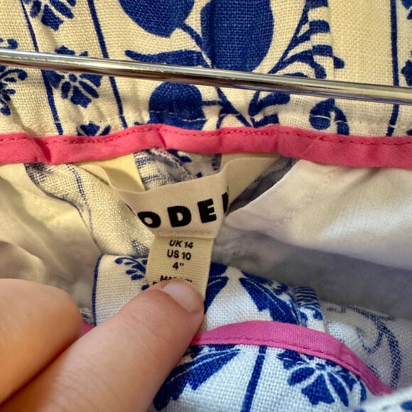 Boden Sienna Linen Shirt & Short -Ivory, Ornate Border, 10 - Picture 3 of 11